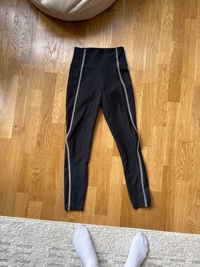 Abercrombie Black High-Rise Leggings with Contrast Side Piping